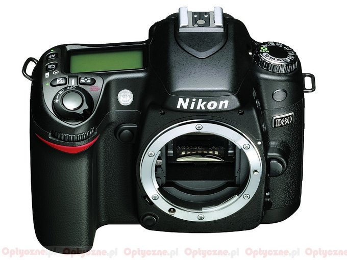 Nikon D80 - nowy gracz na rynku lustrzanek cyfrowych