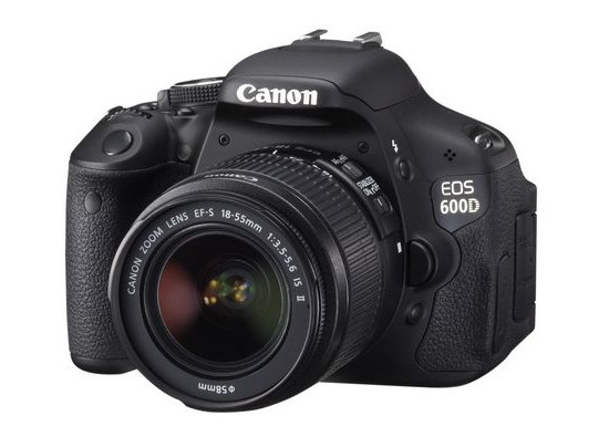 Canon EOS 600D z nowym kitem