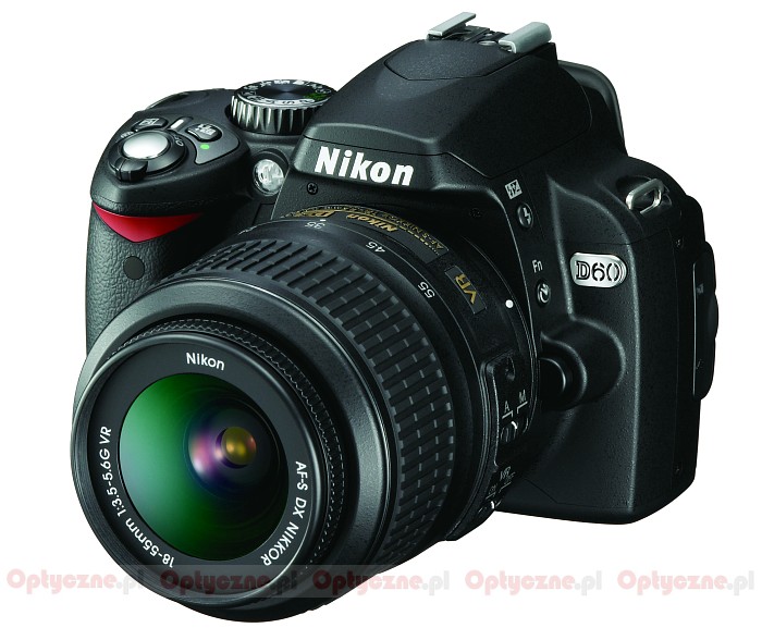Nikon D60 = D40x + odkurzacz