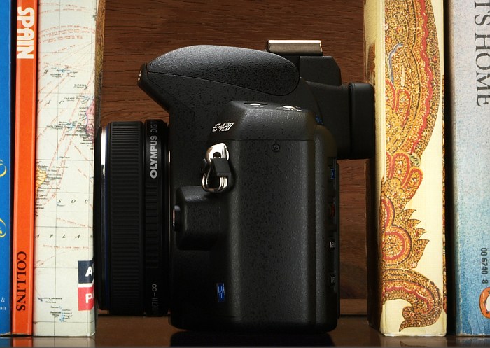 Zuiko Digital 25 mm f/2.8 - nowy nalenik od Olympusa