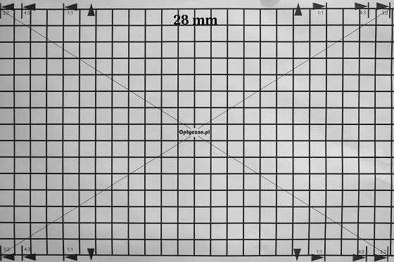 Canon EF 17-40 mm f/4.0L USM - Dystorsja