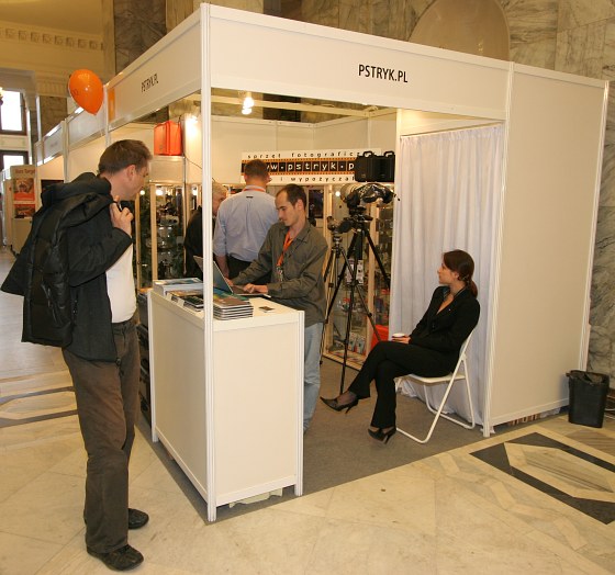 Relacja z Pierwszego Międzynarodowego Festiwalu Fotografii i Filmów Przyrodniczych - Pałac Kultury i Nauki (PKiN) - 7-9 X 2006 r. Relacja z Pierwszego Międzynarodowego Festiwalu Fotografii i Filmów Przyrodniczych - Pałac Kultury i Nauki (PKiN) - 7-9 X 2006 r.