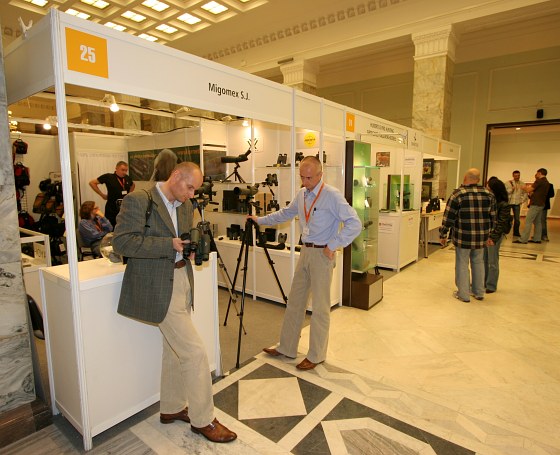Relacja z Pierwszego Międzynarodowego Festiwalu Fotografii i Filmów Przyrodniczych - Pałac Kultury i Nauki (PKiN) - 7-9 X 2006 r. Relacja z Pierwszego Międzynarodowego Festiwalu Fotografii i Filmów Przyrodniczych - Pałac Kultury i Nauki (PKiN) - 7-9 X 2006 r.