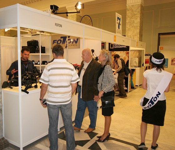 Relacja z Pierwszego Międzynarodowego Festiwalu Fotografii i Filmów Przyrodniczych - Pałac Kultury i Nauki (PKiN) - 7-9 X 2006 r. Relacja z Pierwszego Międzynarodowego Festiwalu Fotografii i Filmów Przyrodniczych - Pałac Kultury i Nauki (PKiN) - 7-9 X 2006 r.