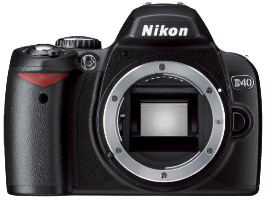 Nikon D40 - oficjalnie! Nikon D40 - oficjalnie!