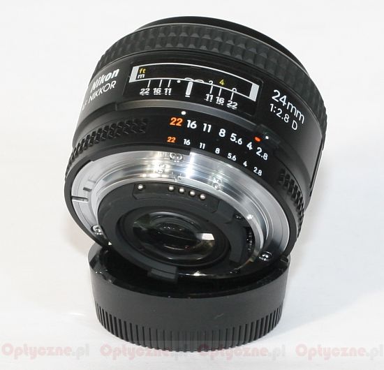 Nikon Nikkor AF 24 mm f/2.8D - Budowa i jakość wykonania Nikon Nikkor AF 24 mm f/2.8D - Budowa i jakość wykonania