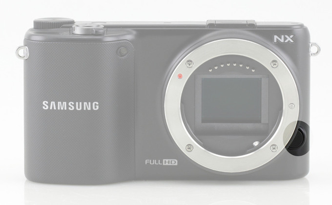 Samsung NX2000 - Budowa, jako wykonania i funkcjonalno