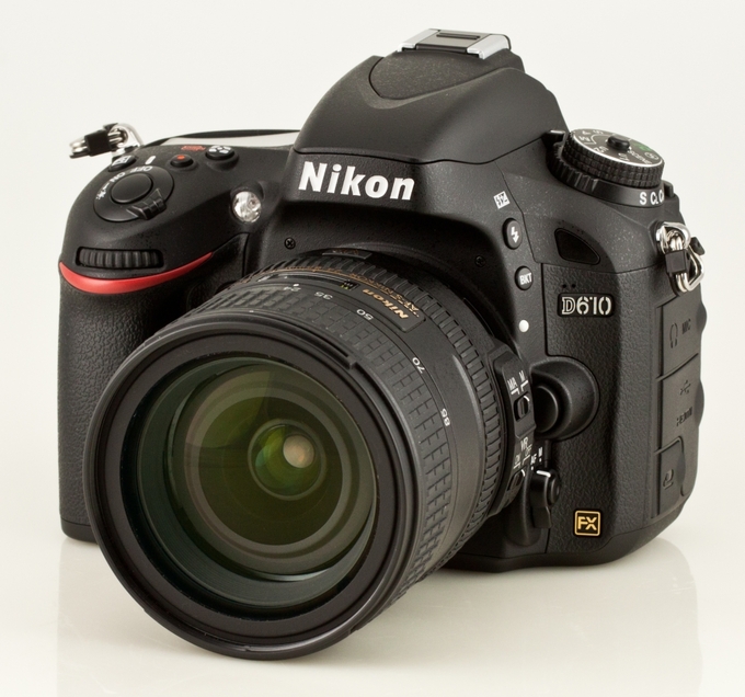 Nikon D610 - Wstęp