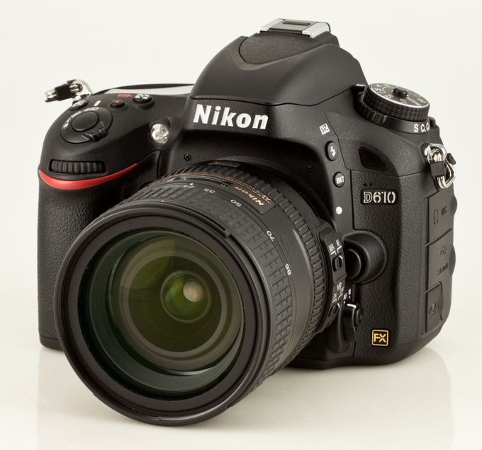 Nikon D610 - Wstp