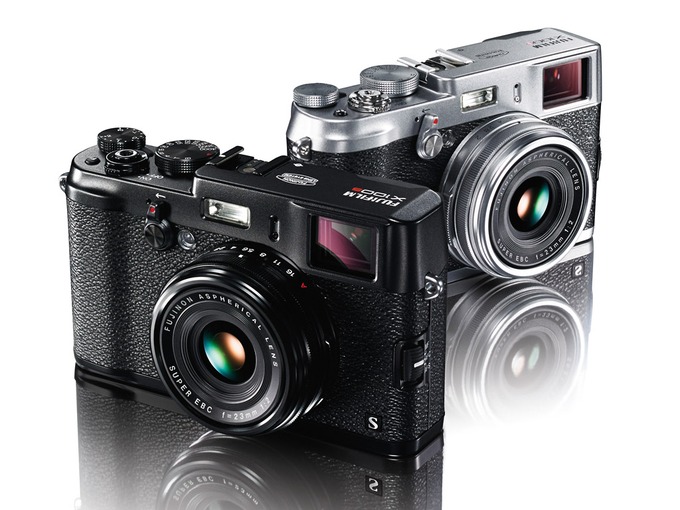 Czarny Fujifilm X100S