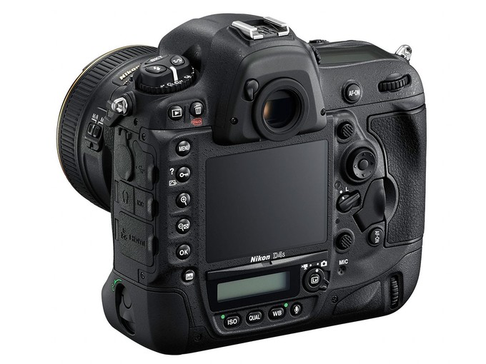 Nikon D4s