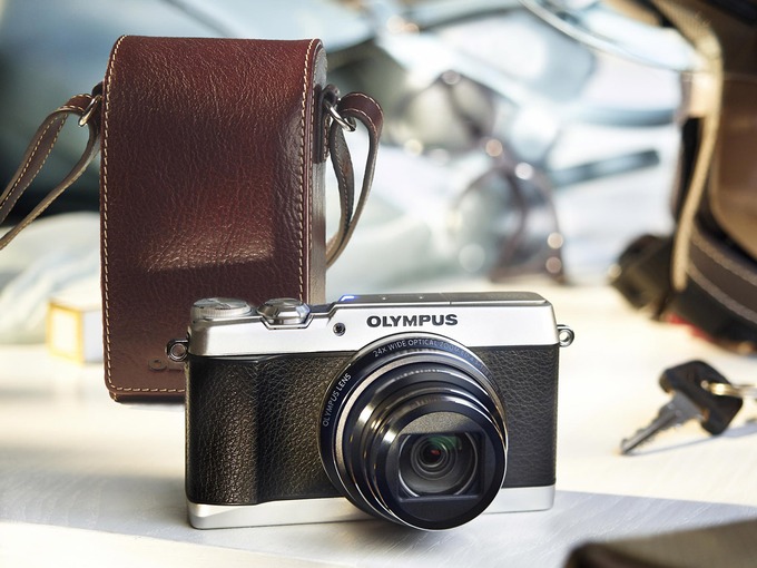Olympus Stylus SH-1 