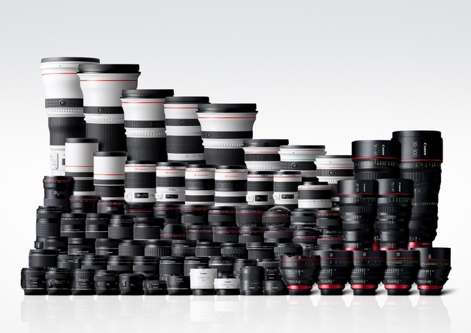 Canon wituje wyprodukowanie ponad 100 mln obiektyww EF
