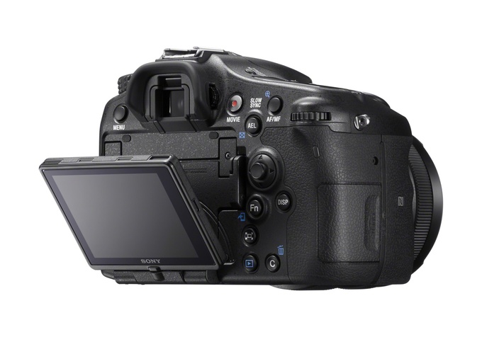 Premiera Sony SLT-A77 II