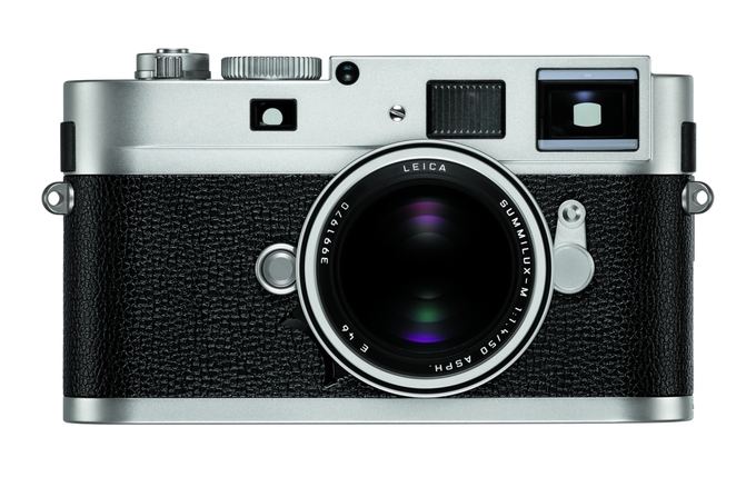Leica Monochrom w wersji srebrno-chromowanej