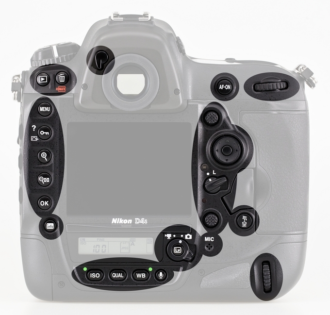 Nikon D4s - Budowa, jako wykonania i funkcjonalno