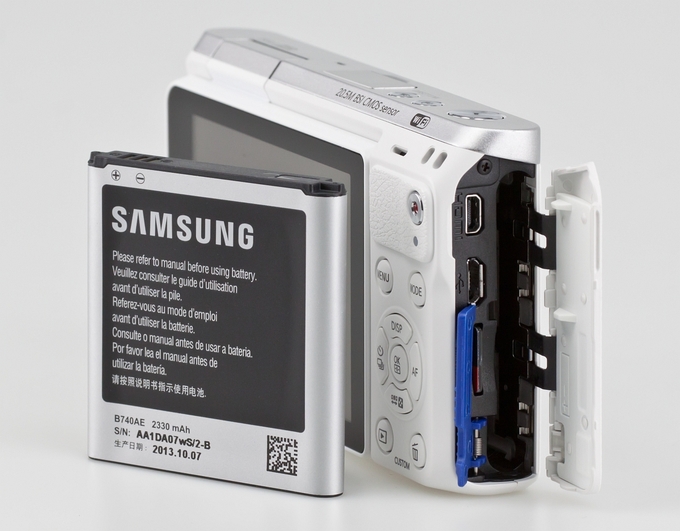 Samsung NX Mini - Budowa, jako wykonania i funkcjonalno