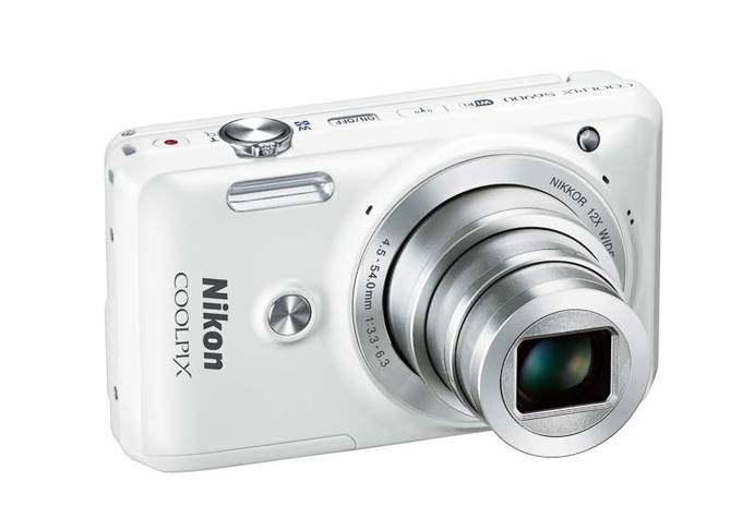 Nikon Coolpix S6900