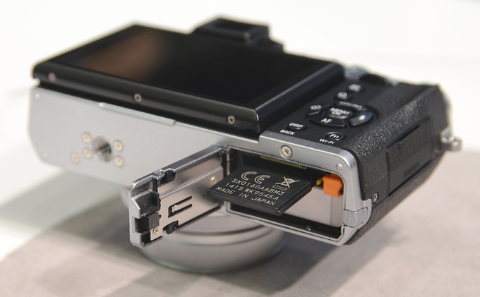 Fujifilm X100T oraz X30 w naszych rkach - Fujifilm X30