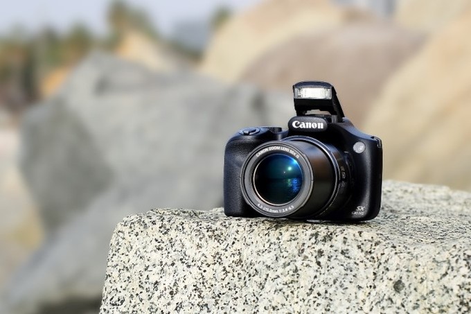 Canon prezentuje nowe aparaty z serii PowerShot i IXUS