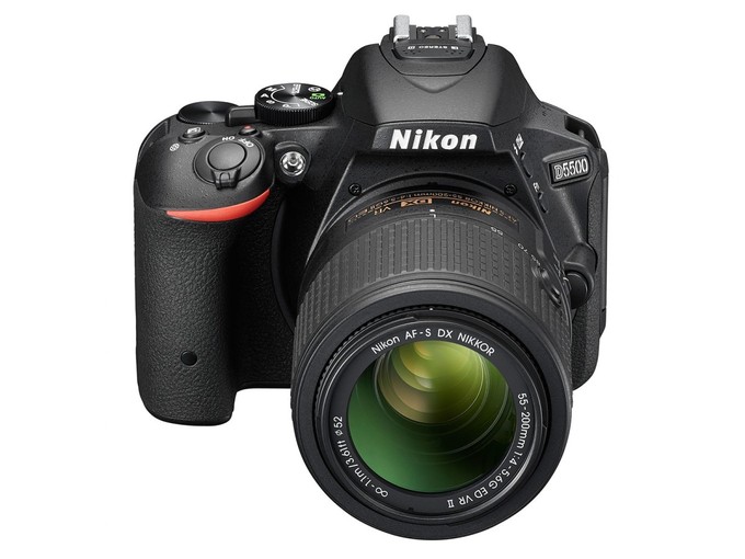 Nikon D5500 oraz AF-S DX Nikkor 55-200 mm f/4-5.6G ED VR II