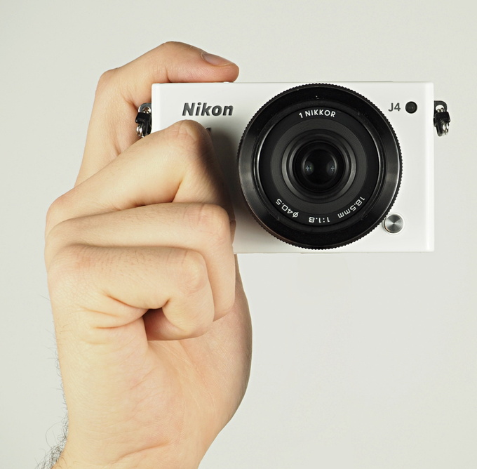 Nikon 1 J4 - Uytkowanie i ergonomia
