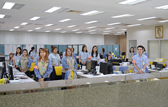 Wizyta w tajlandzkiej fabryce firmy Nikon - Wizyta w tajlandzkiej fabryce firmy Nikon