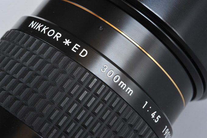 Legendarne obiektywy - Kieszonkowe trzysetki Nikona - Szk�o ED wchodzi na scen�