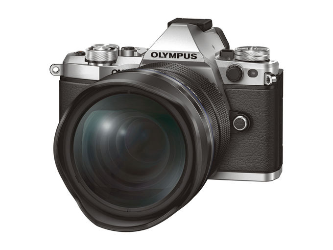 Olympus M.Zuiko Digital 8 mm f/1.8 oraz 7-14 mm f/2.8