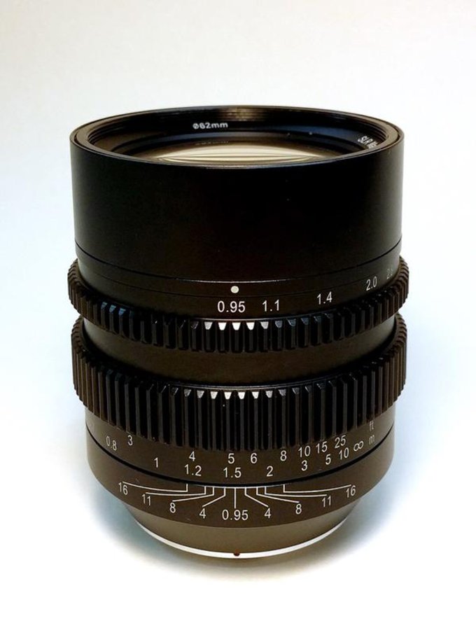 SLR Magic 50 mm T0.95 HyperPrime CINE