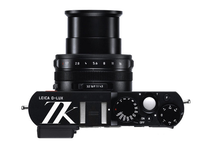 Leica X Maroon i D-Lux Rolling Stone