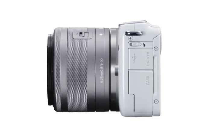 Canon EOS M10
