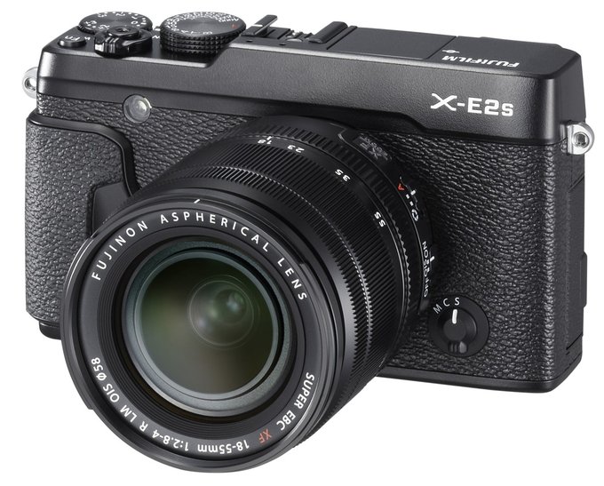 Fujifilm X-E2S - aparat w stylu retro