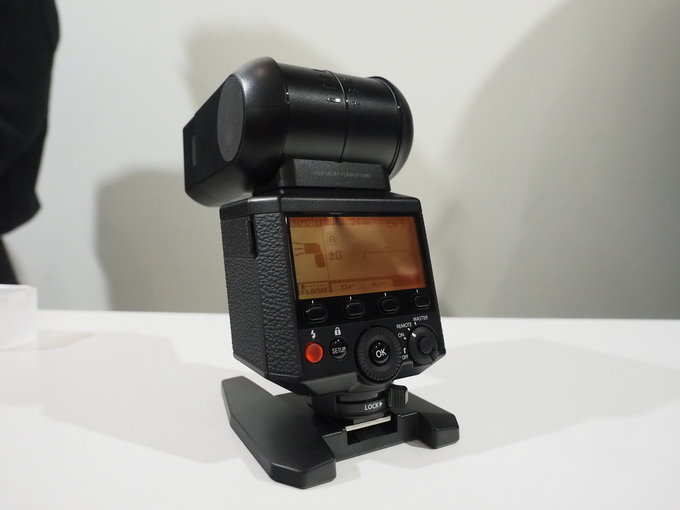 Fujifilm EF-X500 - w naszych rkach