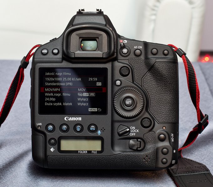 Canon EOS 1D X Mark II w naszych rkach - Canon EOS 1D X Mark II w naszych rkach