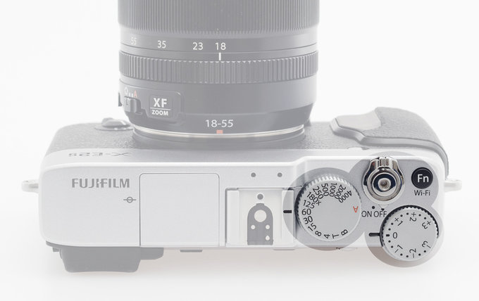 Fujifilm X-E2S - Budowa, jako wykonania i funkcjonalno