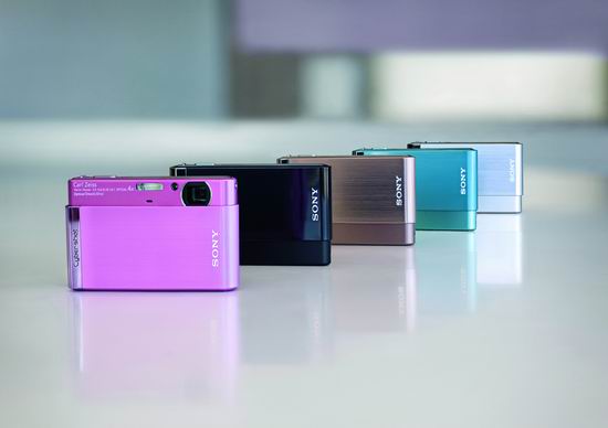 Osiem kompaktw Cyber-shot od Sony