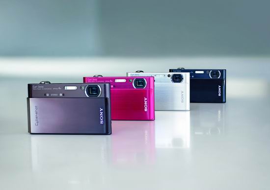 Osiem kompaktw Cyber-shot od Sony