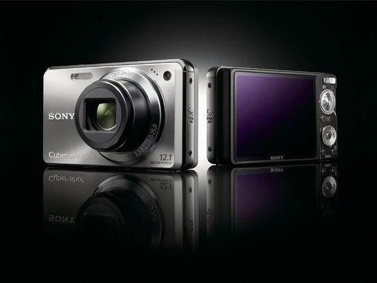 Osiem kompaktw Cyber-shot od Sony