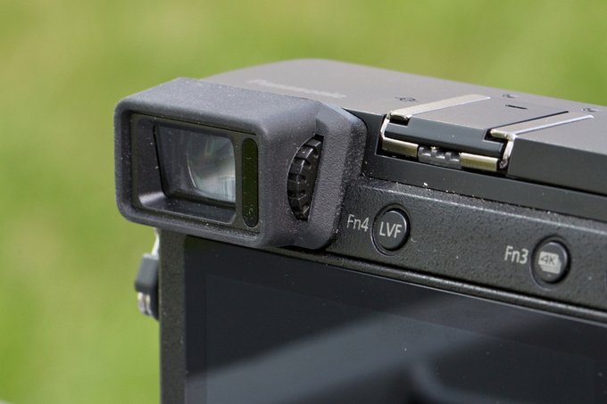 Panasonic Lumix GX80 i lampa DWM-FL200L w naszych rkach - Panasonic Lumix GX80 - rozdzia 2