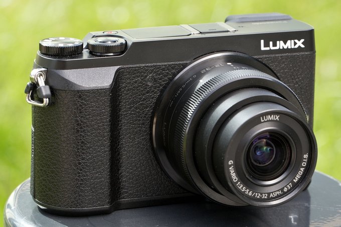 Panasonic Lumix GX80 i lampa DWM-FL200L w naszych rkach - Panasonic Lumix GX80 - rozdzia 2