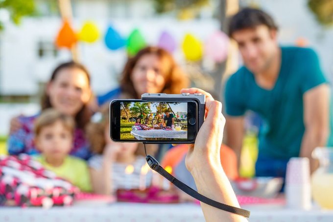 Pictar - grip do wygodnego fotografowania iPhone'em