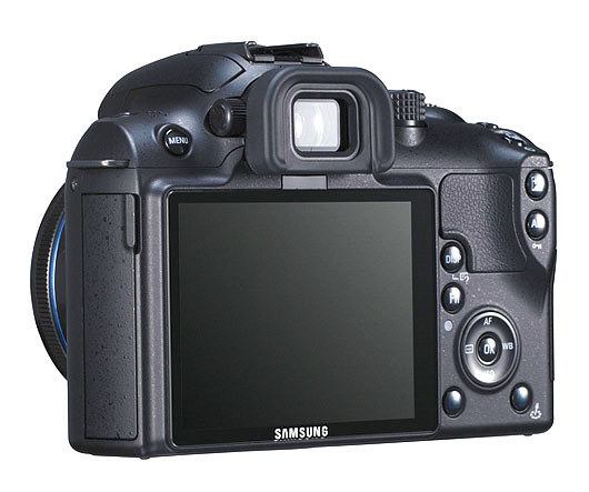 Samsung NX - Mikro 4/3 po koreasku