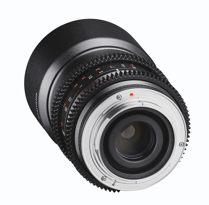 Samyang 35 mm f/1.2 ED AS UMC CS w wersji fotograficznej i wideo