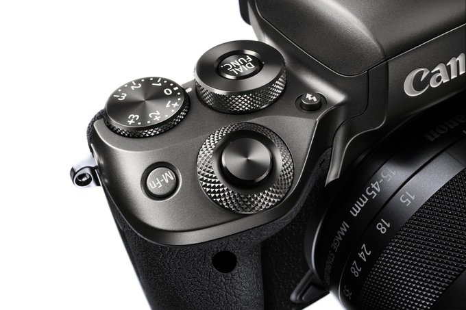 Canon EOS M5