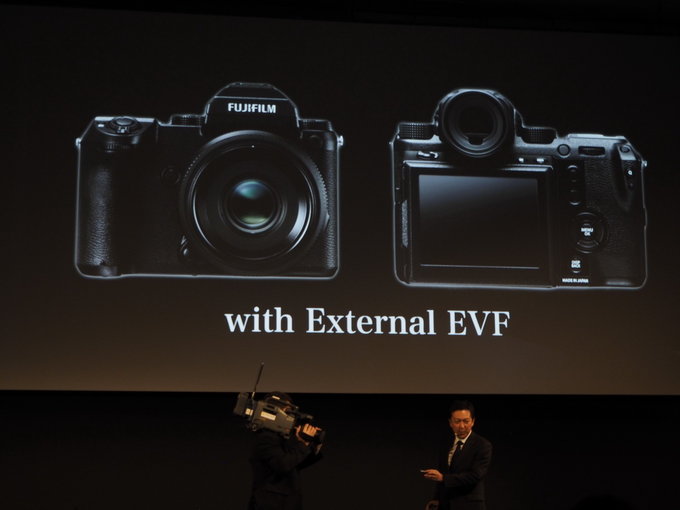 Fujifilm ujawnia redniformatowego bezlusterkowca