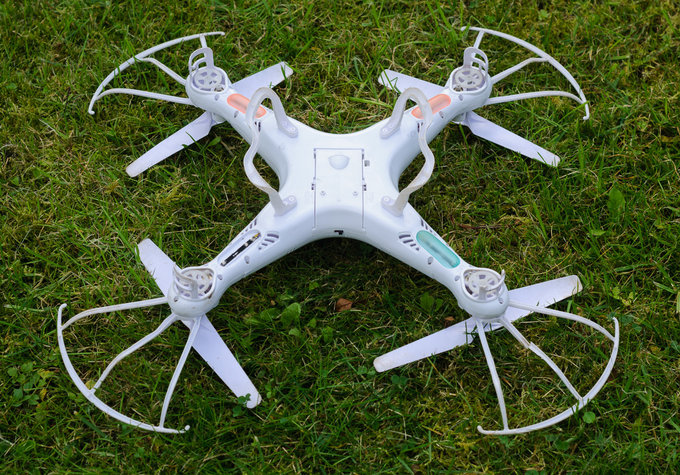 Budetowe drony - pierwsze dowiadczenia - Syma X5