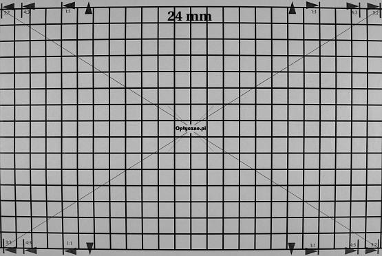 Tamron SP AF 10-24 mm f/3.5-4.5 Di II LD Aspherical (IF) - Dystorsja
