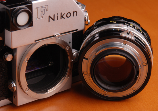 50 lat mocowania Nikon F - historia ewolucji bagnetu cz. 1 - 50 lat mocowania Nikon F - historia ewolucji bagnetu cz. 1