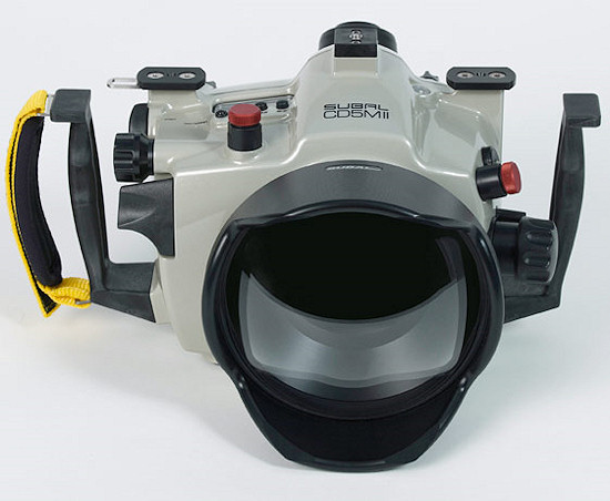 Subal CD5MII - z Canonem EOS 5D Mark II pod wod